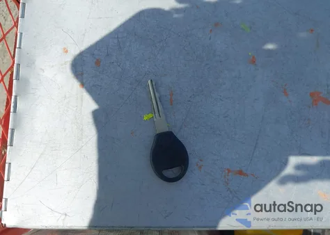 2000 Nissan Frontier Se-V6/Xe-V6 from USA, damaged, VIN 1N6ED26Y6YC436295